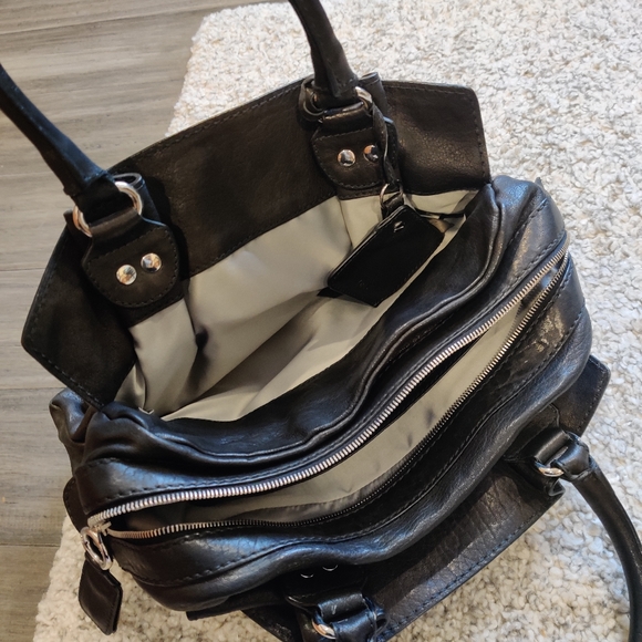 Leather D&G bag like new - Picture 6 of 11